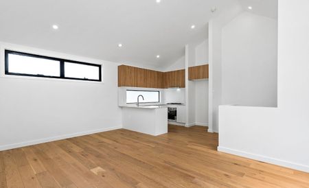 Modern Living in Prime Yarraville Location - Photo 3