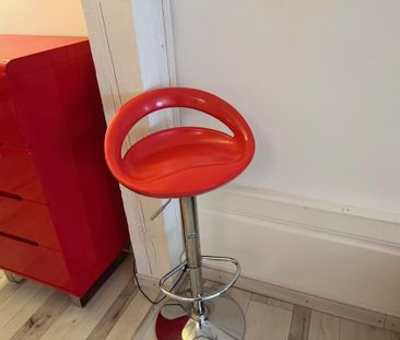 1er étage, grand loft 44 m2 meublé - Photo 1