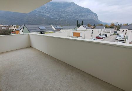 Appartement récent T4 à ST EGREVE - Photo 4