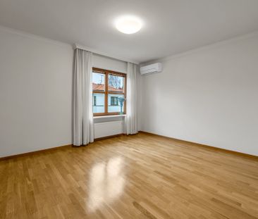 Komfortowy dom 236 m2 z pięknym ogrodem, Zawady - Фото 2