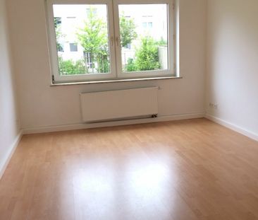 LIST | renovierte 2-Zimmer-Wohnung im Erdgeschoss mit Mieterkeller ... - Foto 1