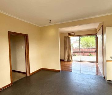 Private Lincoln Living - Photo 4