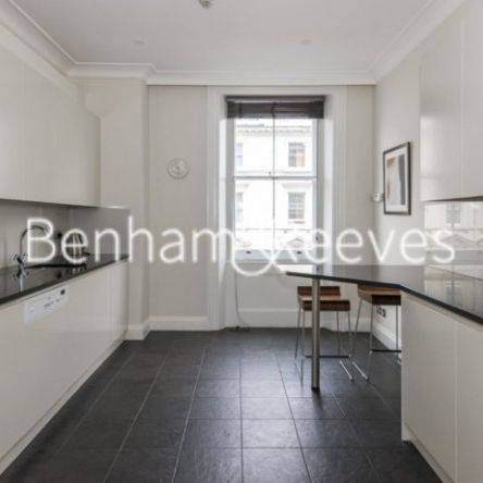 3 Bedroom flat to rent in Prince of Wales Terrace, Kensington, W8 - Photo 1