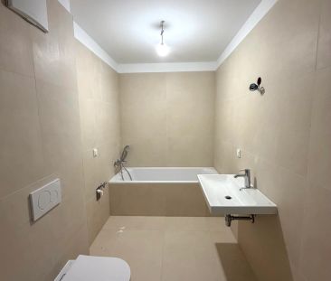 Traumhafter Donau-Blick – Moderne 2-Zimmer-Wohnung mit großer Terrasse - Photo 4