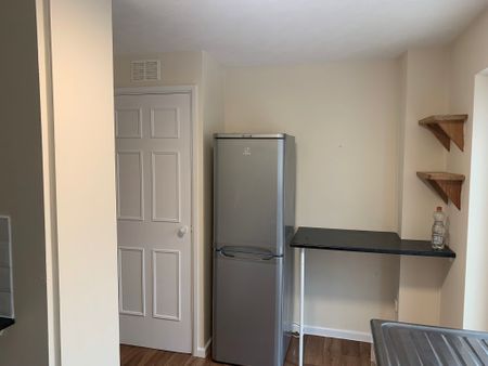 2 bedroom house to rent Akister Close, Buckingham, MK18 - Photo 3