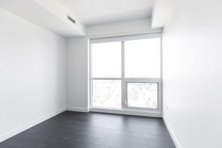 For Lease - 85 Mcmahon Drive Unit# 1612, Toronto, Ontario - Photo 4