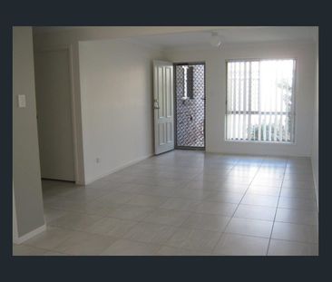 3 BEDROOMS TOWNHOUSE IN BEAUTIFUL GRIFFIN! NEAR NORTH LAKES! - Photo 1