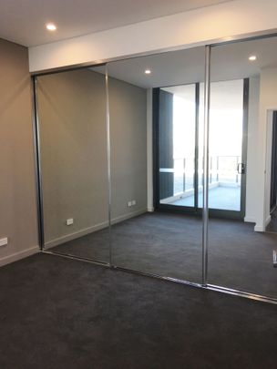 One Victoria Park - 3 Bedroom Apartment - Photo 1