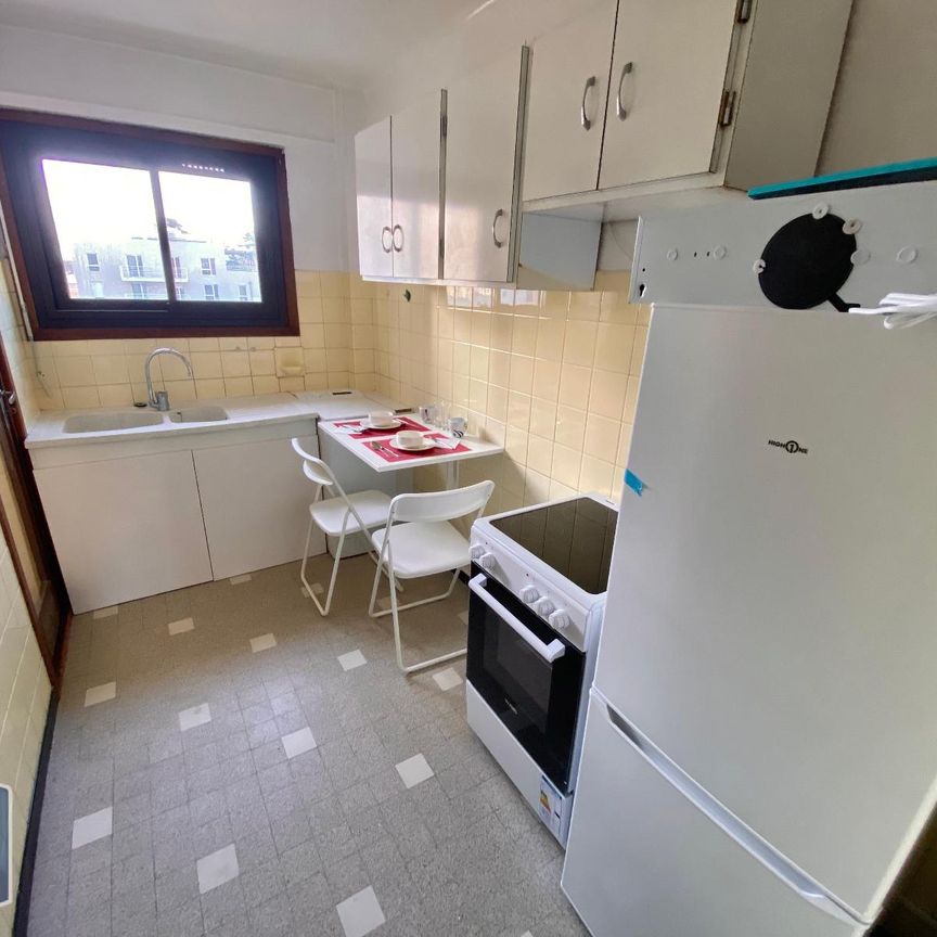 Location Appartement 3 pièces 63m² TOULON 83000 - Photo 1