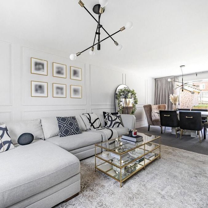 4 bedroom detached house to rent - Photo 1