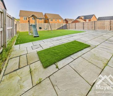 4 bedroom detached house to rent - Photo 2