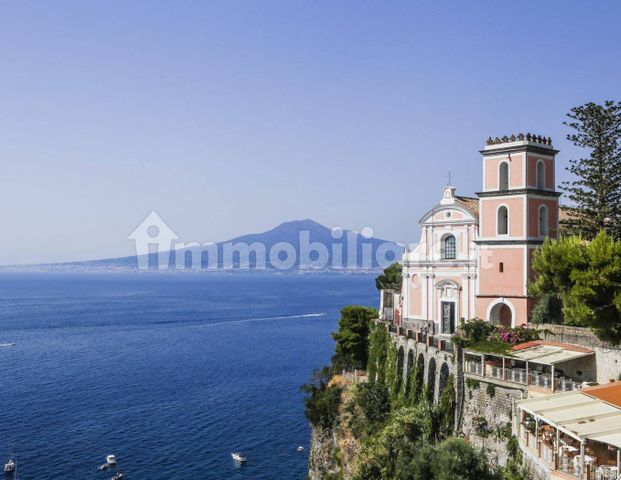 Bilocale 65 m², Centro, Vico Equense - Foto 1