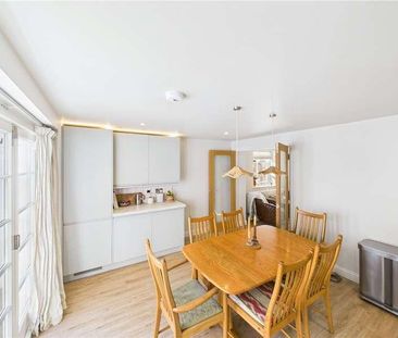 High Street, Crediton, Devon, EX17 - Photo 3