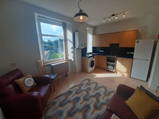 2 Bed Flat, Abbey Place, AB11 - Photo 1