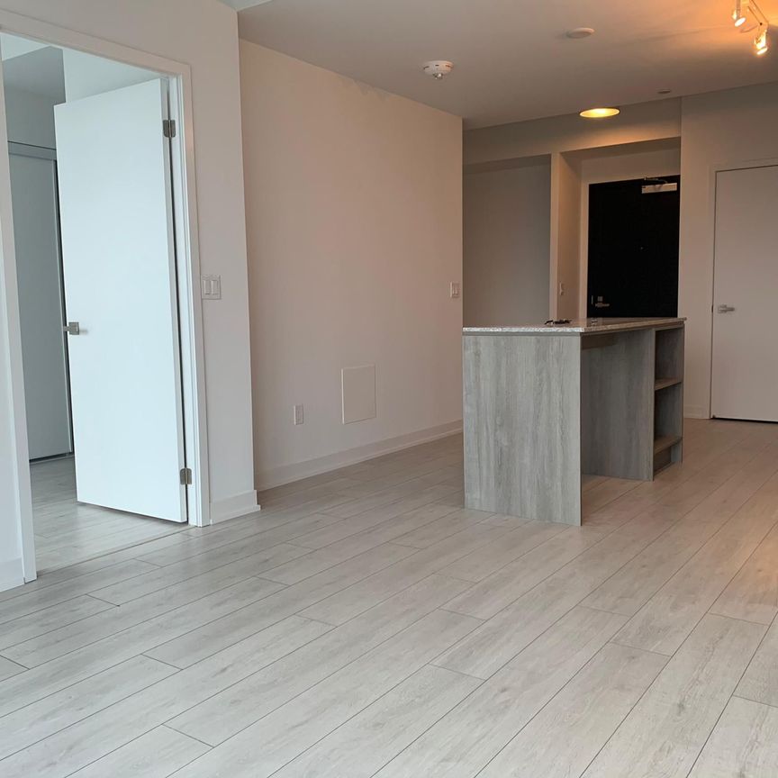 For Lease - 31 Tippett Road Unit# 809, Toronto, Ontario - Photo 1