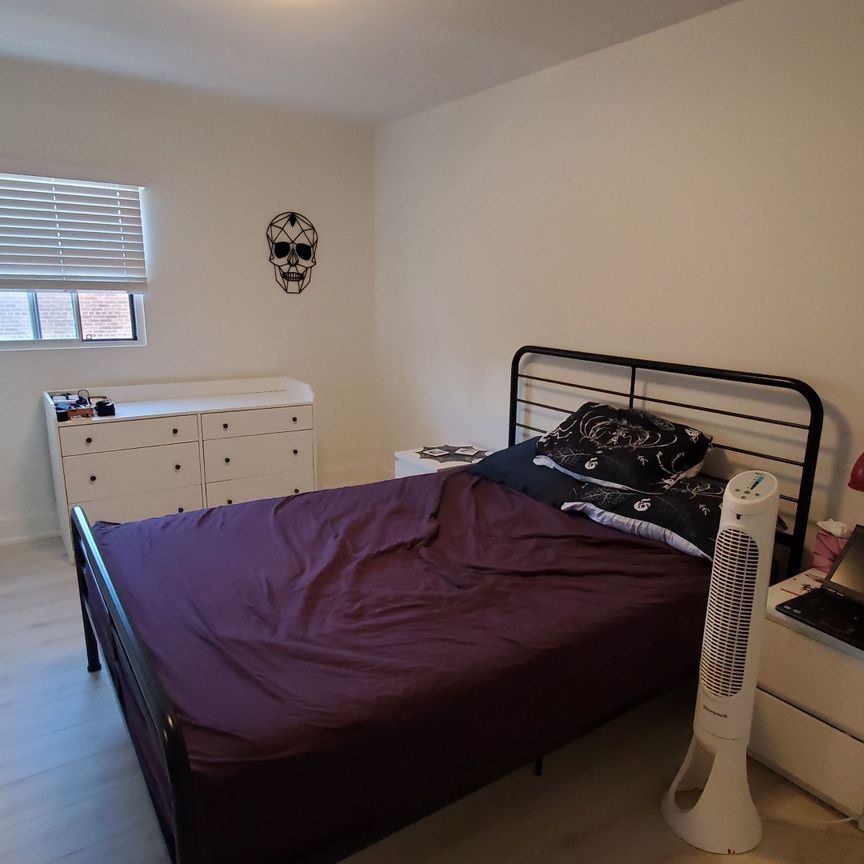 For Lease - 1450 Gerrard Street Unit# 3, Toronto, Ontario - Photo 1