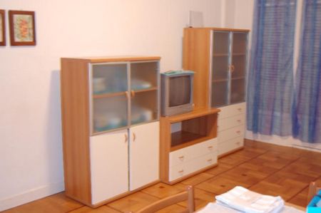 SQUARE ROYAL 1er - DISPONIBLE LE 1ER SEPTEMBRE 2026 - Photo 2