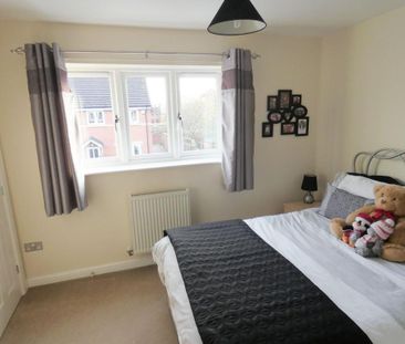 2 bedroom terraced house to rent - Photo 3