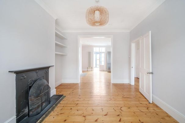 4 bedroom house to rent - Photo 1