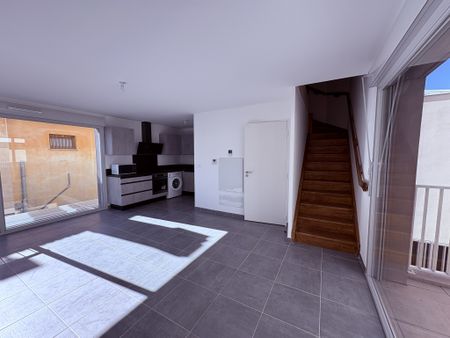 Location Appartement 3 pièces 57m² VENCE 06140 - Photo 2