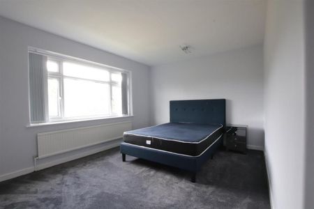 3 bedroom detached house to rent - Photo 4