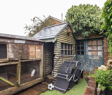 Yarborough Road, East Cowes, PO32 - Photo 3