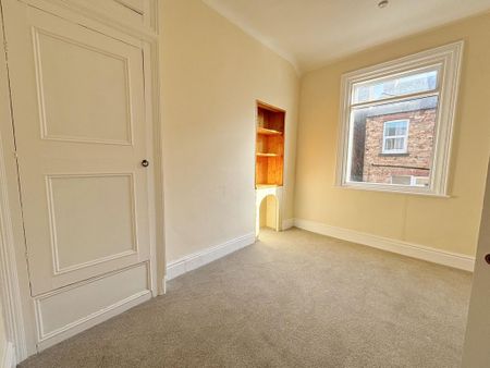 3 bedroom semi-detached house to rent - Photo 4
