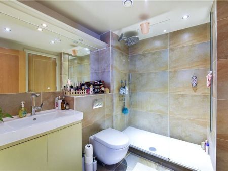 1 Bed Flat, Manchester Road, E14 - Photo 5