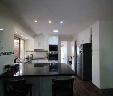 Algester - Photo 3