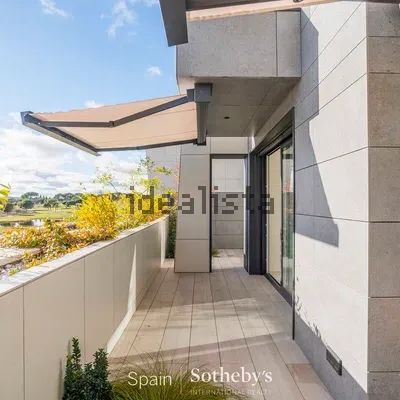 Alquiler de piso en Avenida de Luis García Cereceda - Foto 1