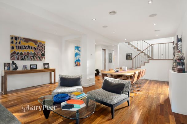 9 Prahran Grove, Elsternwick - Photo 1