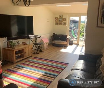 3 bedroom detached house to rent - Photo 1