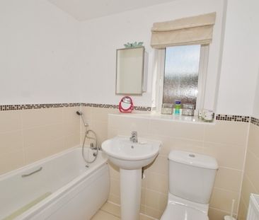 The Bramblings, Little Chalfont, Buckinghamshire,HP6 - Photo 6