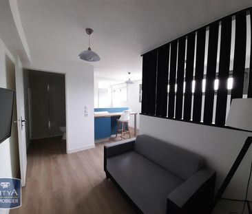 Location Appartement 1 pièce 25m² CHANGE 53810 - Photo 1