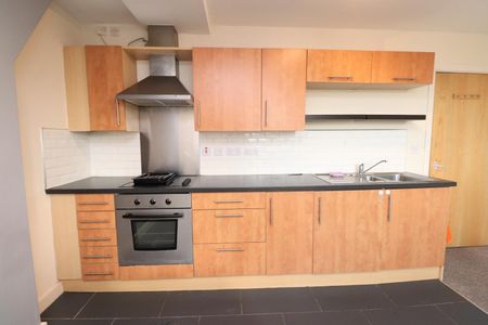 2 bedroom apartment to rent - Photo 3