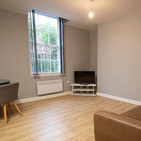 3 bedroom flat to rent - Photo 1