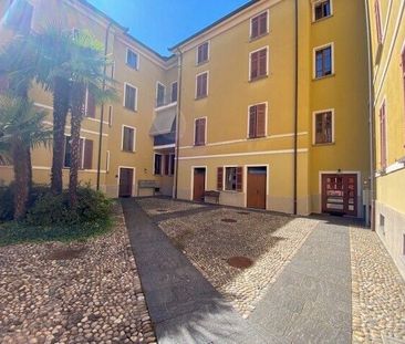 LUMINOUS APARTMENT - FIRST RENT FREE - Photo 4