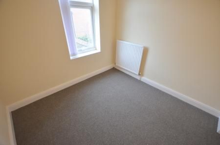 3 bedroom Terraced House To Let - Photo 1