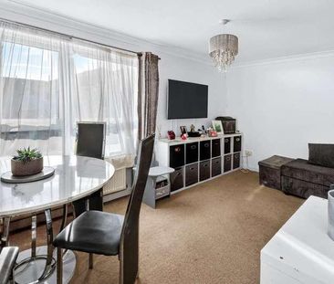 Fountains Garth, Bracknell, RG12 - Photo 3