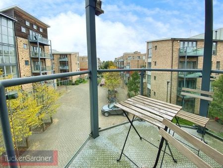 Scholars Walk, Cambridge - Photo 4