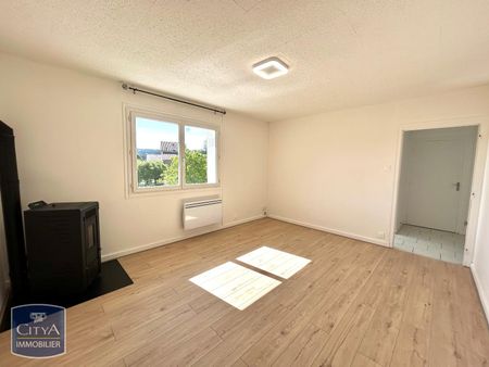 Location Appartement 3 pièces 65m² DUNIERES 43220 - Photo 3