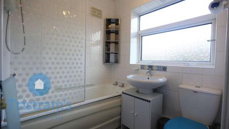 Holmesfield Drive, Heanor, DE75 - Photo 4