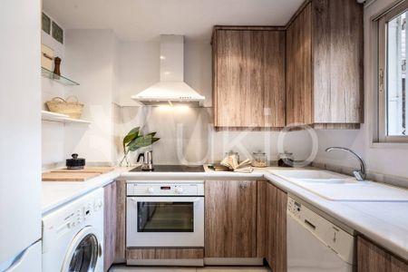 3 room luxury Apartment for rent in Madrid, Community of Madrid - Photo 2