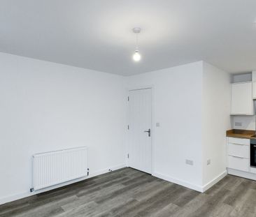 Third Avenue, Nottingham, NG7 - Photo 5