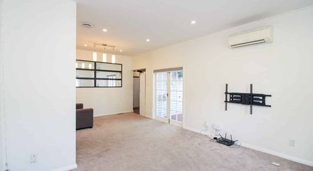 3 Bedroom home - Photo 3