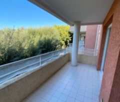 Location Appartement 2 pièces 51m² NICE 06300 - Photo 5