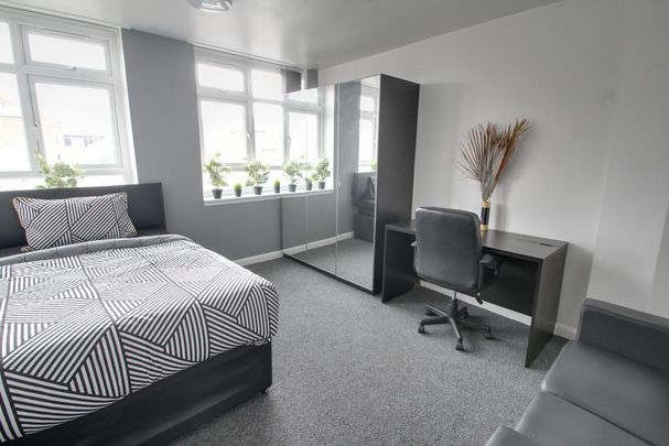 2 bedroom apartment to rent - Photo 1