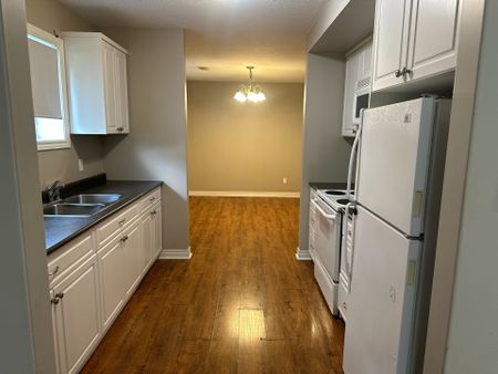 For Lease - 337 ORVIS Crescent, Shelburne, Ontario - Photo 2