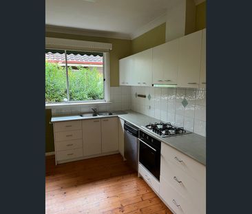 Quiet, Convenient Living Just Minutes from Geelong CBD - Photo 2