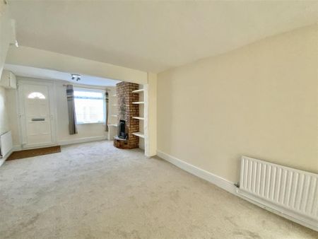 2 bedroom terraced house to rent - Photo 3